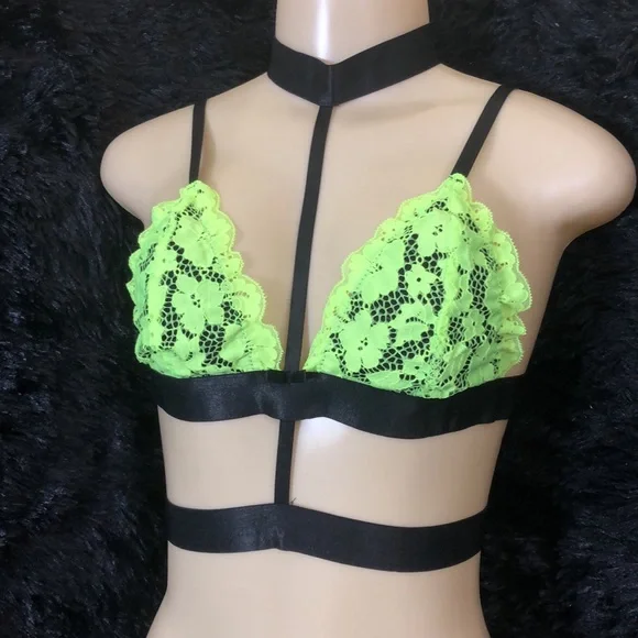 Like Green & Black Lace 2pc Bralette Set - Picture 2 of 10